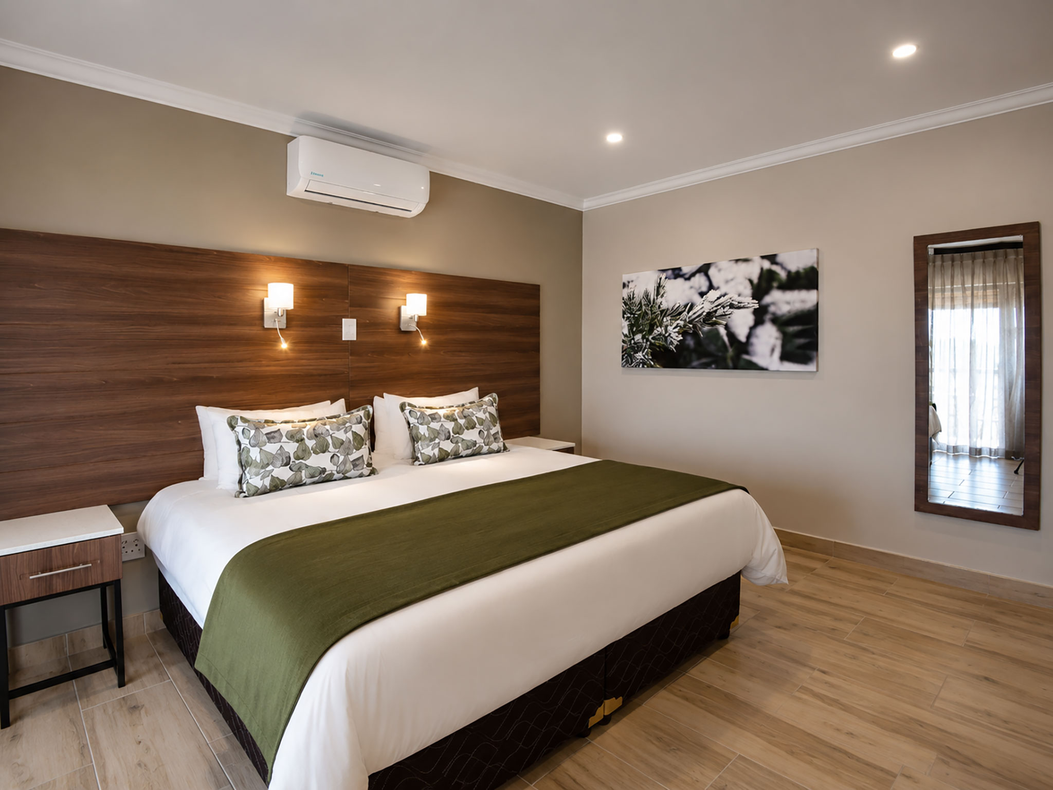 2 Bedroom Deluxe Lodge
